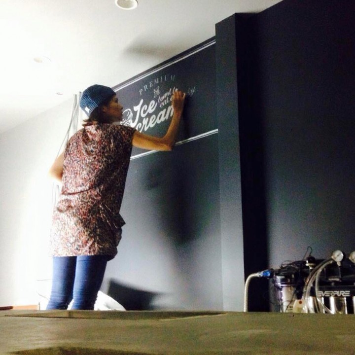 11873787_10203551344624450_32760MOGRA RECORDS07702491752551_n