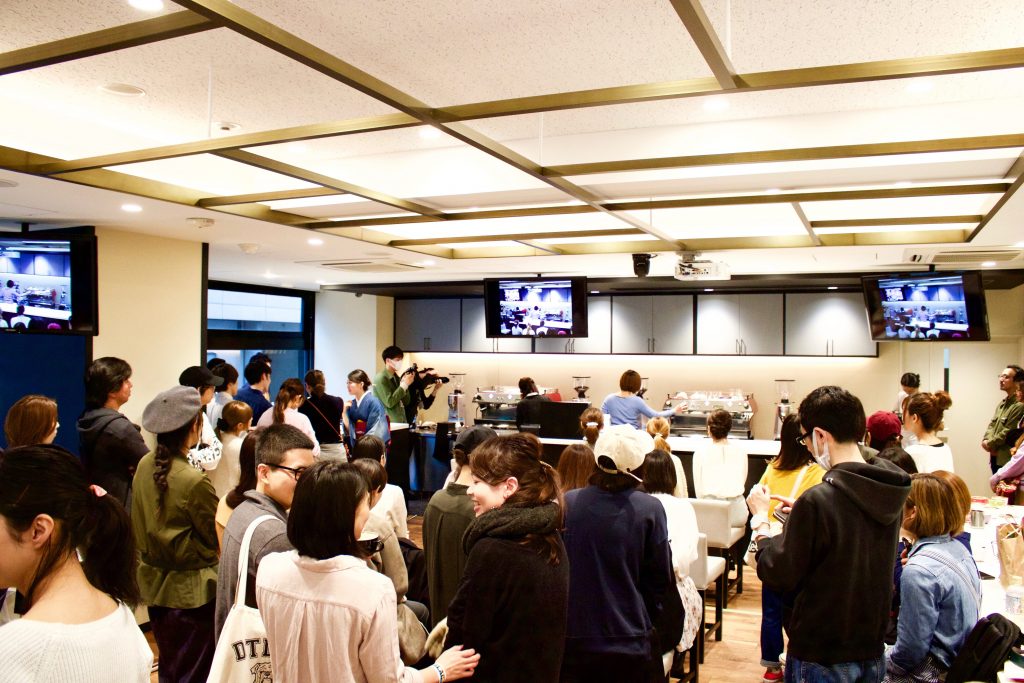 Lady Barista Latte Art Cup 2018