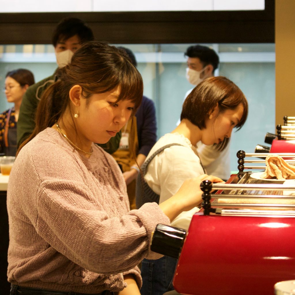 Lady Barista Latte Art Cup 2018